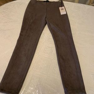 NWT Brown ivanka trump pants
